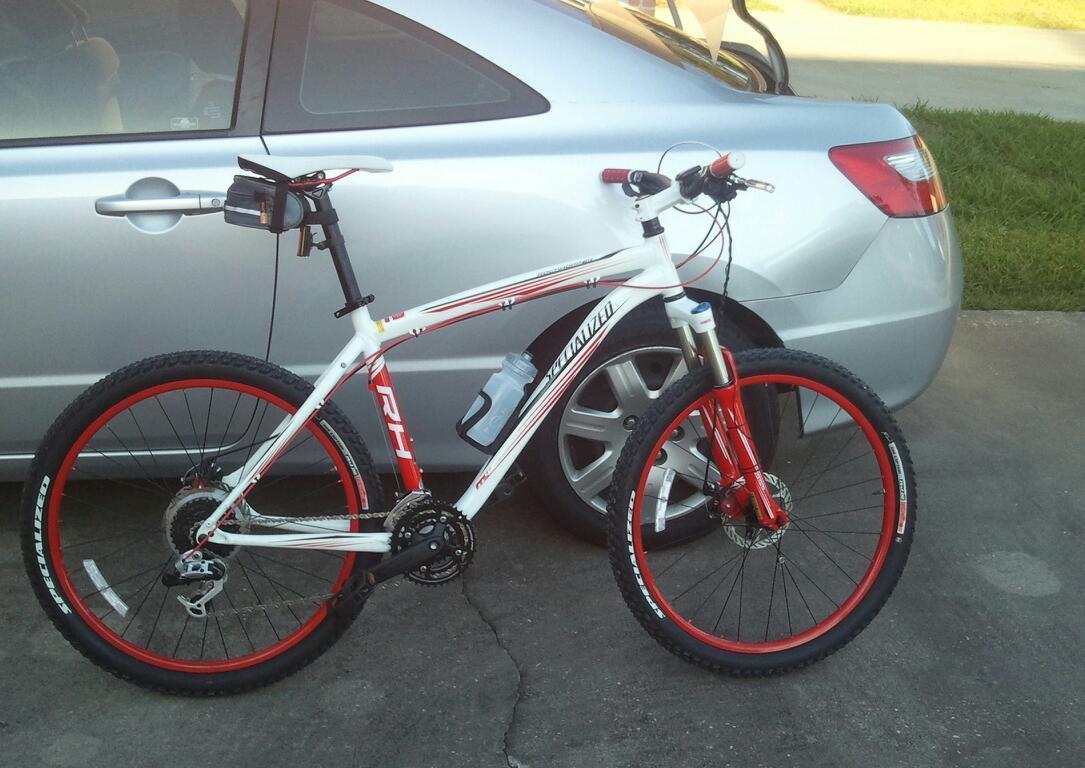 2011 Specialized Rockhopper  Black