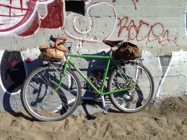 Rivendell Bicycle Works Saluki  Black