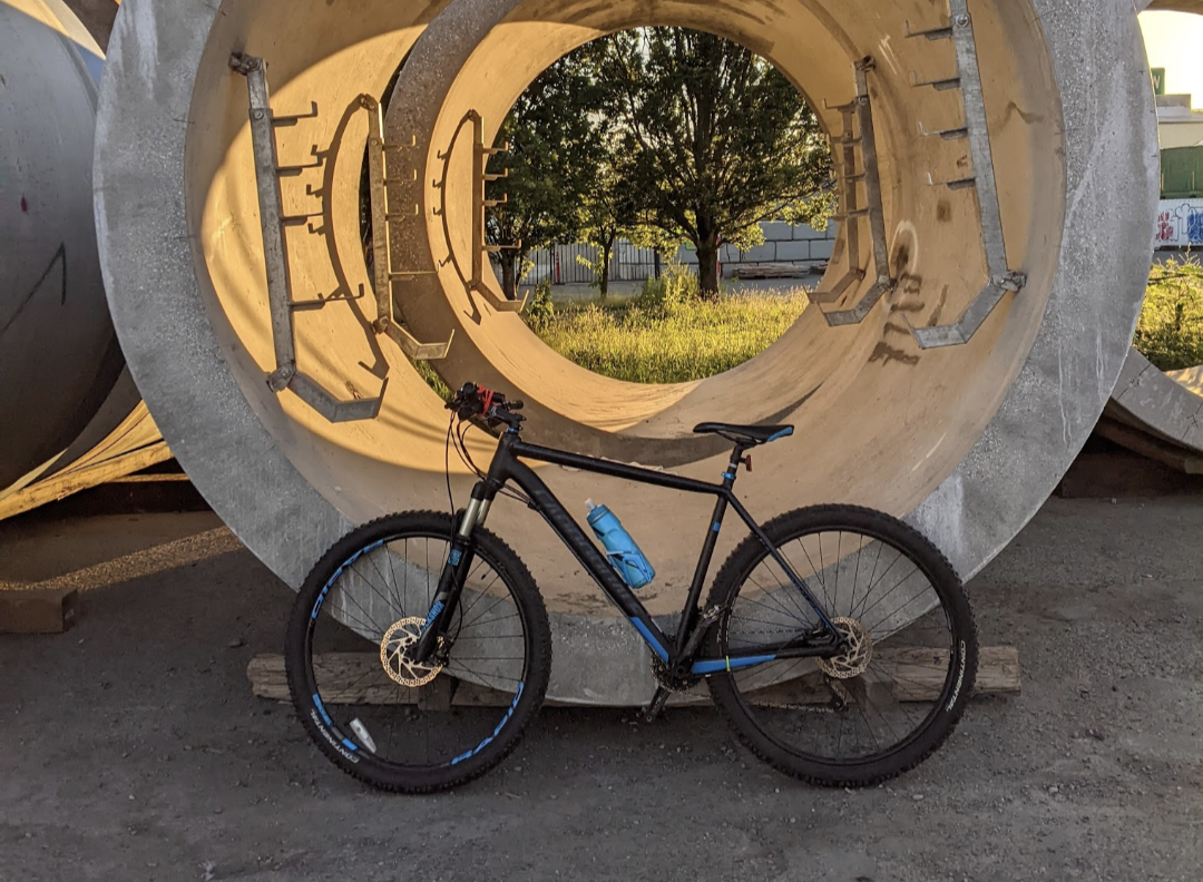 2016 Cannondale F-Si Black and Blue