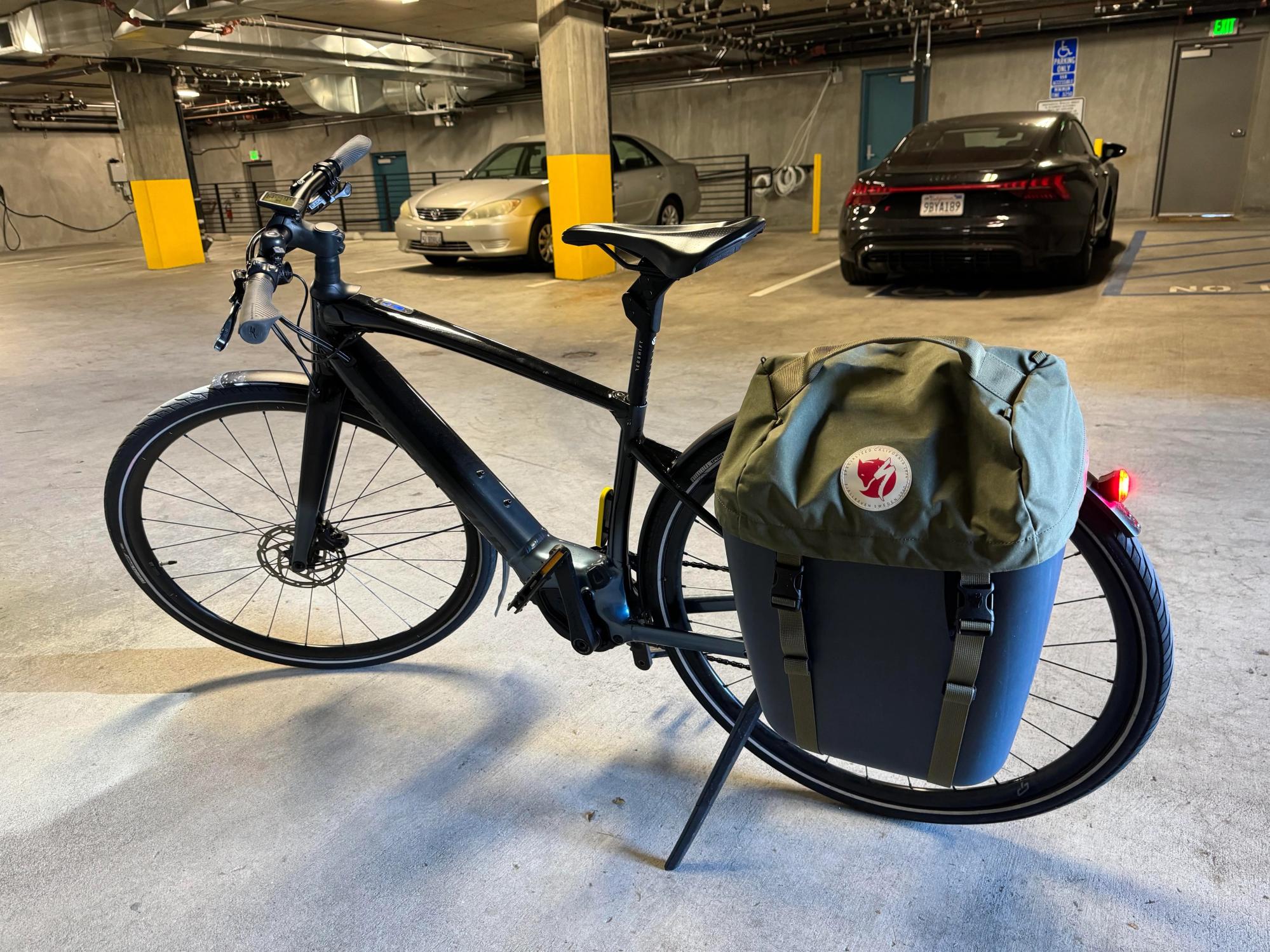 2021 Specialized Vado SL Black and Blue