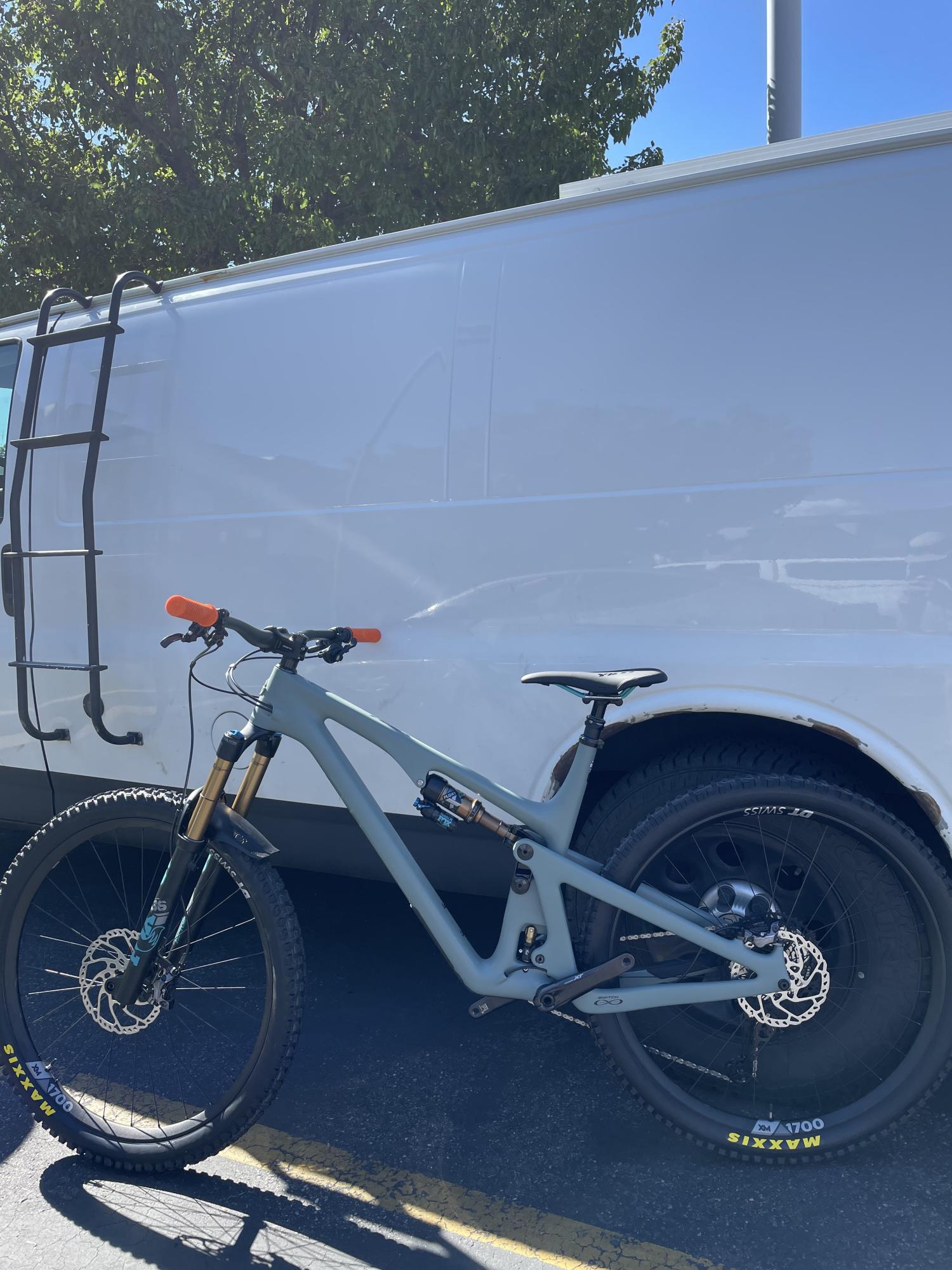 2022 Yeti SB130 LR TI Green