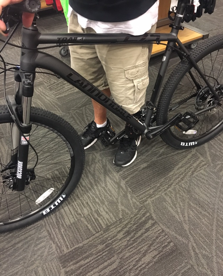 2016 Cannondale TRAIL 4 Silver or Gray and Black