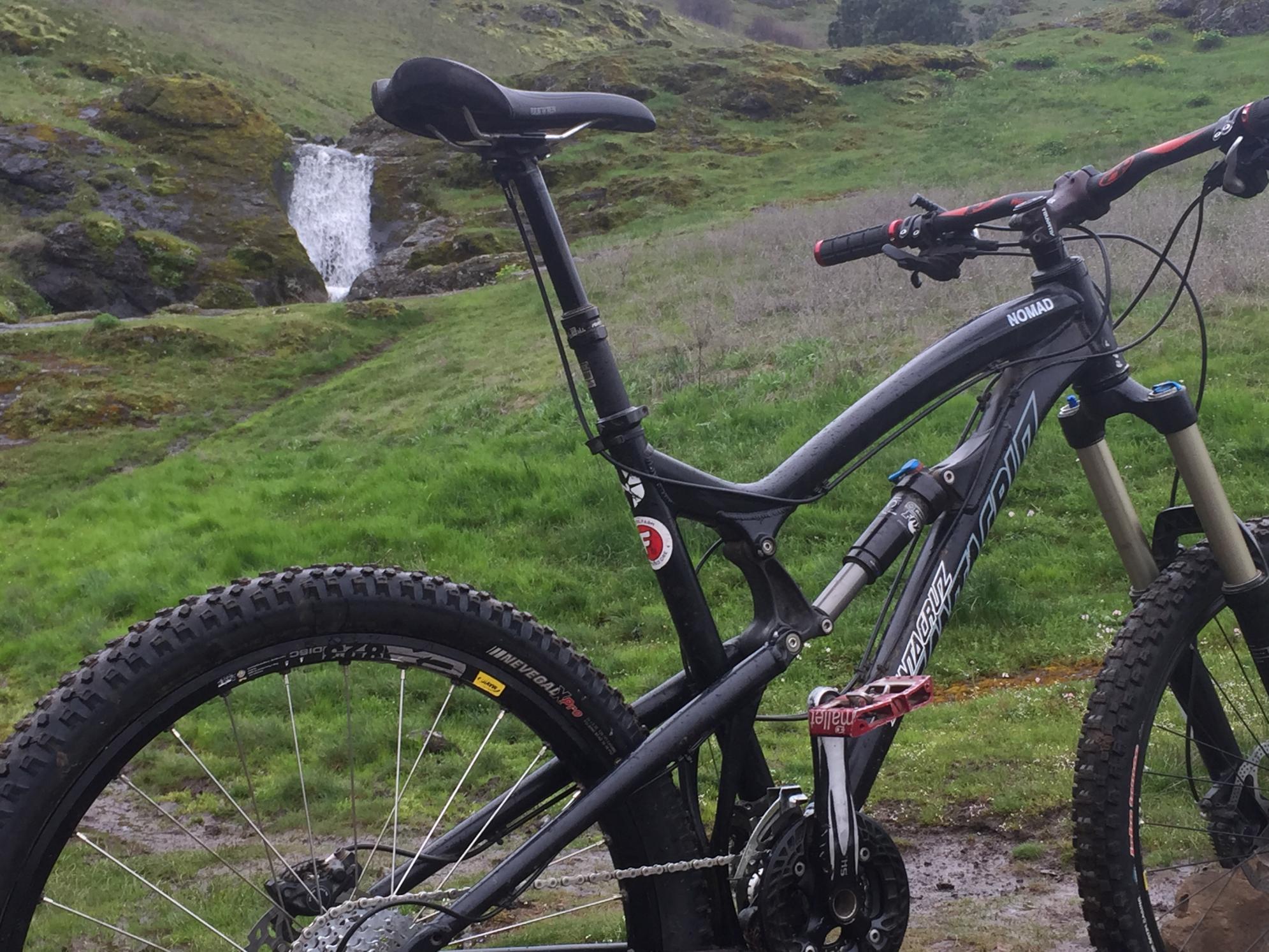 2013 Santa Cruz Nomad Black