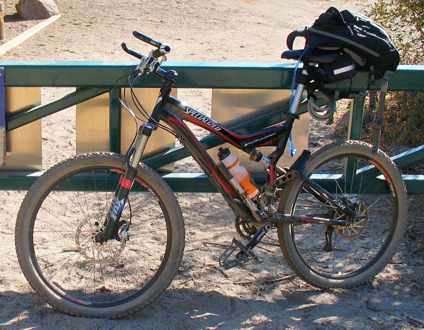 2007 Specialized Stumpjumper FSR Comp Black and Red